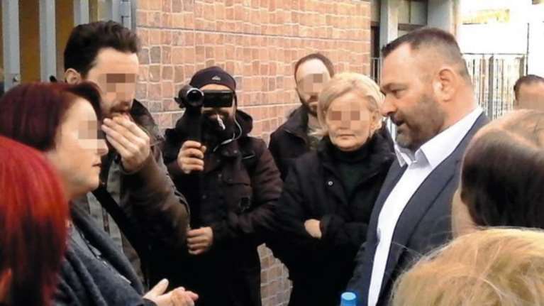 Στην εισαγγελία η δικογραφία για την εισβολή της Χρυσής Αυγής στο Πέραμα