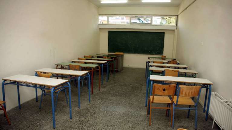 Θεσσαλονίκη: Δάσκαλος έπαθε ανακοπή την ώρα του μαθήματος
