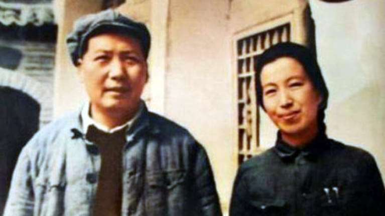 Η «κυρία Μάο»: Η θυελλώδης ιστορία της πρώτης Κόκκινης Κυρίας της Κίνας