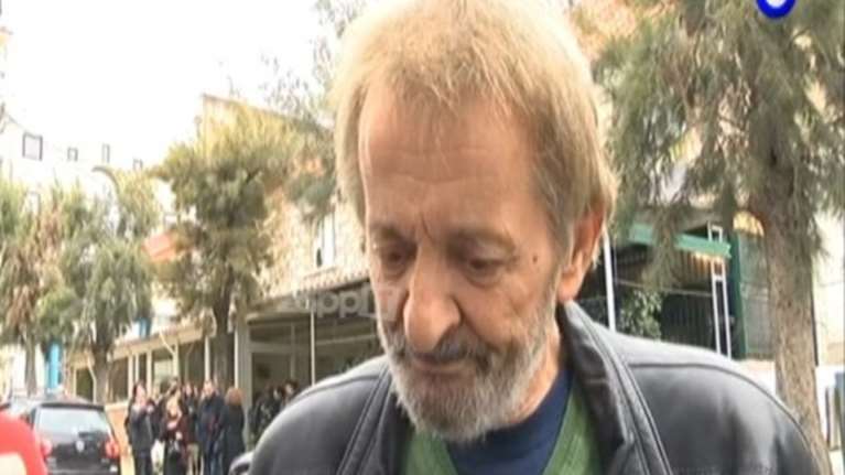 Συντετριμμένος ο Γεωργίου στην κηδεία του γιου του - Tι είπε στις κάμερες