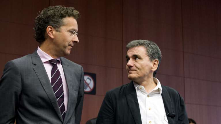 Θεσμοί: Η Αθήνα να ψηφίσει τώρα τα μέτρα που ζητεί το ΔΝΤ