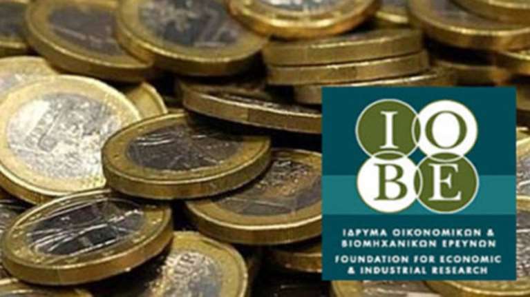 IOBE: Στα επίπεδα του 2000 το κατά κεφαλήν ΑΕΠ στην Ελλάδα