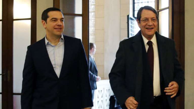 Λισσαβώνα: Συνάντηση Τσίπρα - Αναστασιάδη για τις εγγυήσεις