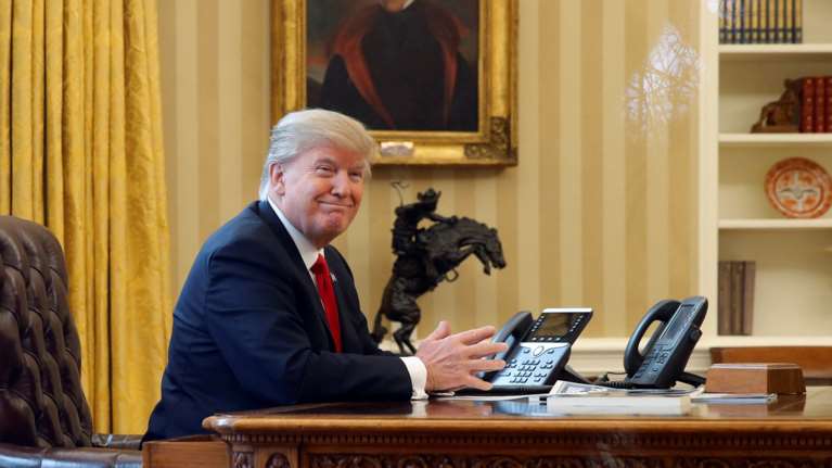 Τραμπ για μουσουλμάνους: Τα ίδια έκανε και ο Ομπάμα!