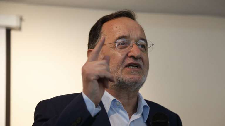 Λαφαζάνης: Σε τροχιά ασύντακτης χρεοκοπίας η Ελλάδα