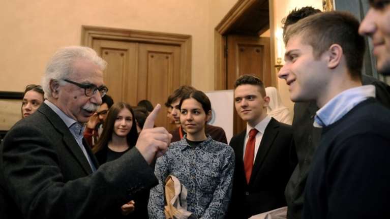 Ο Γαβρόγλου καλεί την Ιεραρχία να στηρίξει τη θεματική βδομάδα