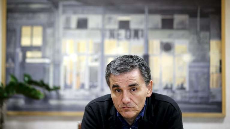 Η κυβέρνηση απαντά στο Bloomberg... επιβεβαιώνοντάς το