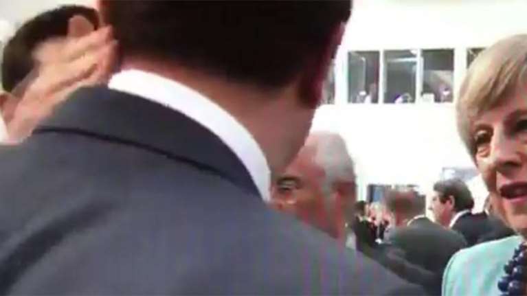 H «φάπα» του Τσίπρα στον πρωθυπουργό του Λουξεμβούργου