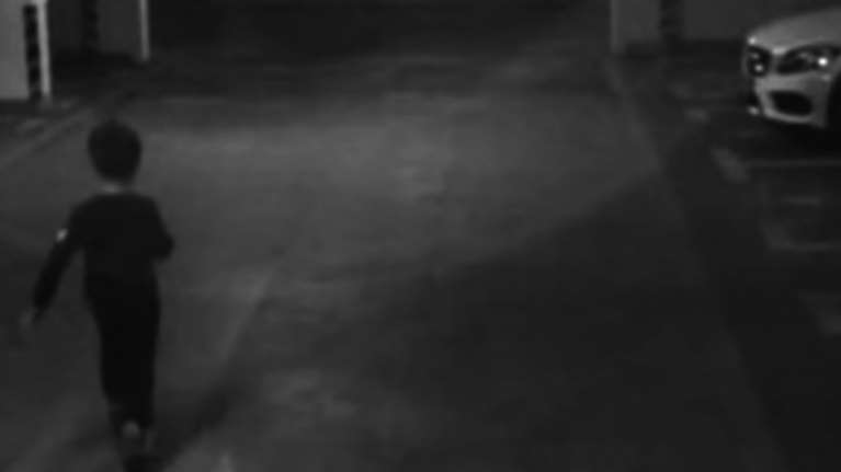 Εξάχρονος πήγε να κλέψει το αυτοκίνητο της μητέρας του