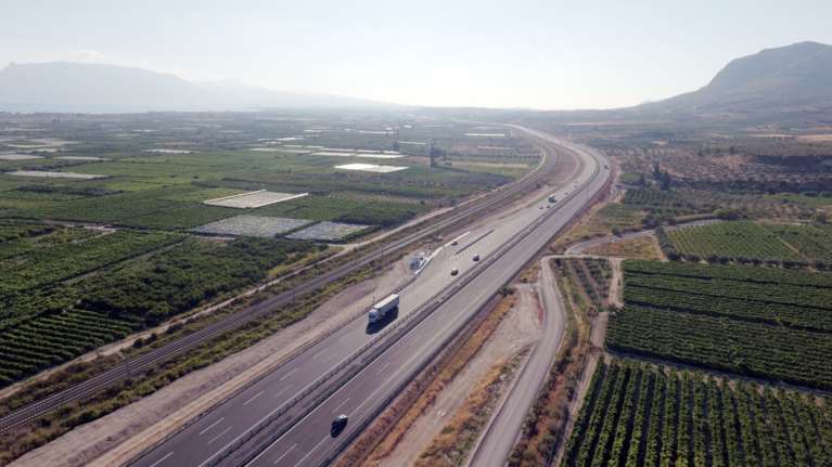 Μετακομίζουν τα διόδια του Ρίου στη νέα εθνική Κορίνθου-Πατρών