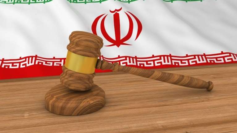 Το Ιράν πήρε πίσω την ποινή του θανάτου για έξι ανήλικους