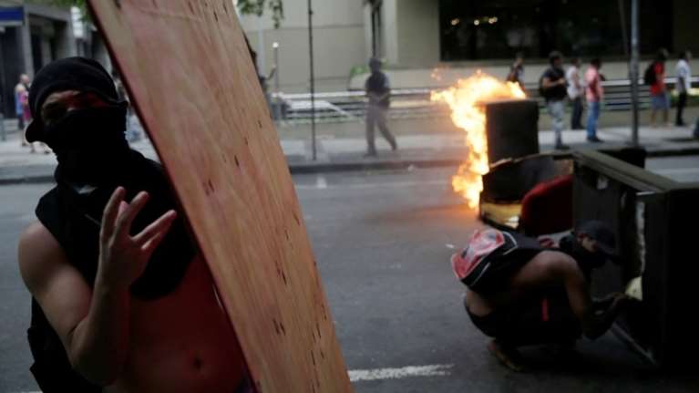 Η απεργία των αστυνομικών στη Βραζιλία &quot;έφερε&quot; 100 νεκρούς