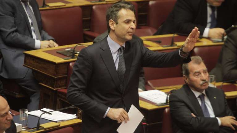 Ερώτηση Μητσοτάκη σε Τσίπρα για το «παρακράτος των Εξαρχείων»