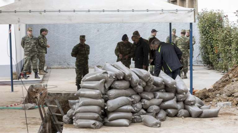 Επιχείρηση - βόμβα: Ξεκίνησε η εκκένωση του Κορδελιού