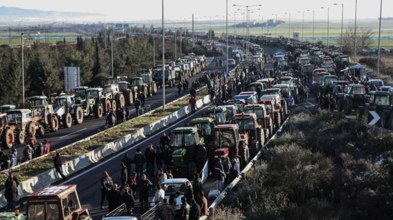 Αγροτικές κινητοποιήσεις: Οι σκληροί, οι light και οι ανένταχτοι