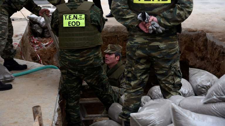 Εξουδετέρωσαν τη βόμβα των 250 κιλών στο Κορδελιό, σε εξέλιξη η μεταφορά