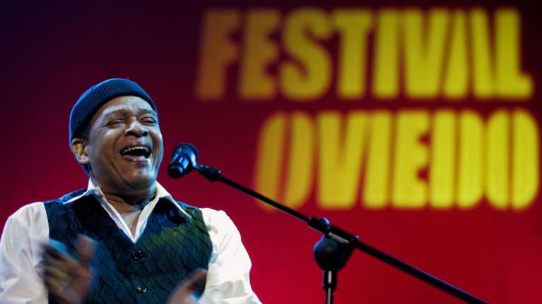 «Eφυγε» στα 76 ο θρύλος της αμερικανικής τζαζ Αλ Τζάρρο