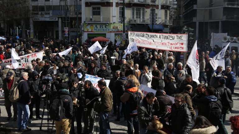 Στο κέντρο της Αθήνας οι αγρότες, αρχίζει το συλλαλητήριο