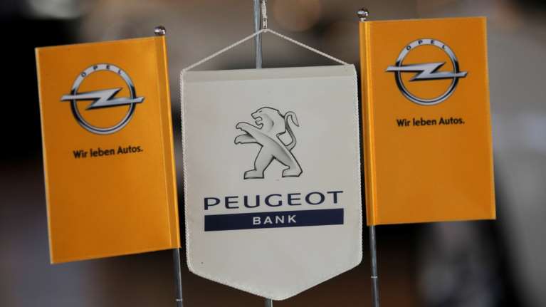 Η Peugeot θα καταπιεί την Opel; Το deal που μπορεί να αλλάξει την αγορά