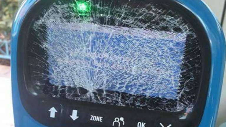 Οργανωμένο σχέδιο καταστροφών σε λεωφορεία &amp; τρόλεϊ