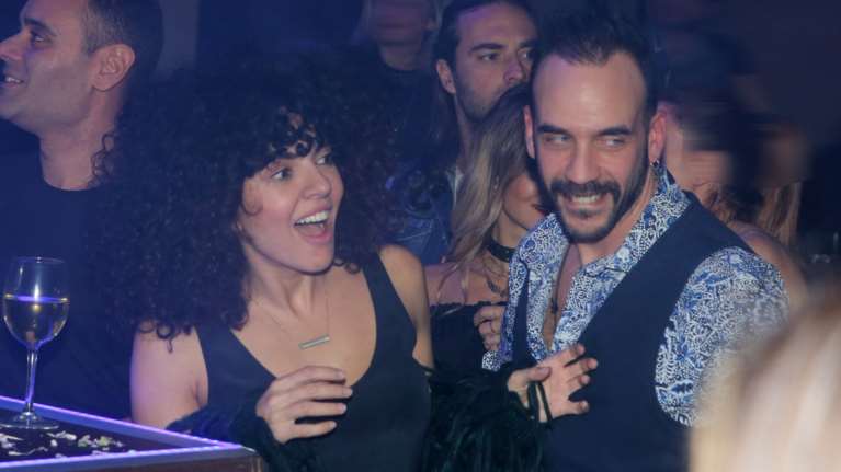 Η γκάφα του Ρουβά: Η Σολωμού έγκυος από τον Μουζουράκη;