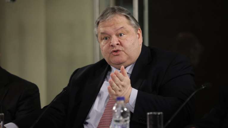 Γιατί ο Βενιζέλος μιλάει για επανάληψη του Eurogroup του 2015