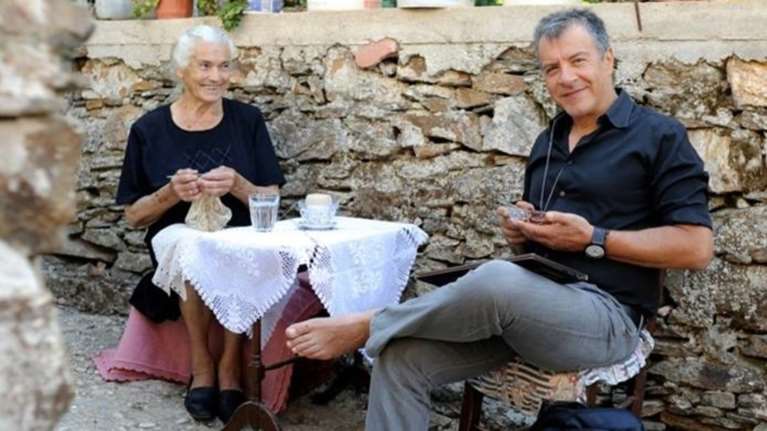 Διπλά γενέθλια: Ο Σταύρος έγινε 54 και το Ποτάμι τριών