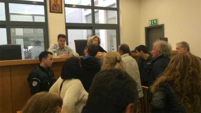 Κυνήγησαν συμβολαιογράφους στο Ειρηνοδικείο της Αθήνας