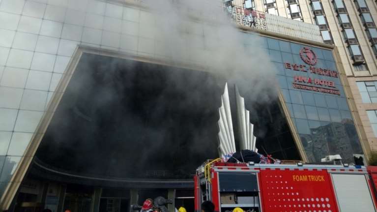 Δέκα νεκροί από φωτιά σε μεγάλο ξενοδοχείο στην Κίνα
