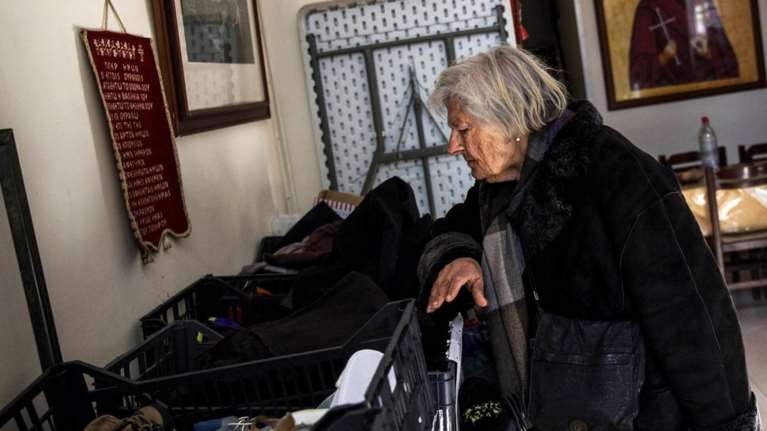 Ιndependent: H ελληνική κρίση είναι μια ανθρωπιστική καταστροφή