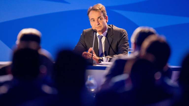 Aπομάκρυνση του σεναρίου των εκλογών «βλέπει» τώρα η ΝΔ