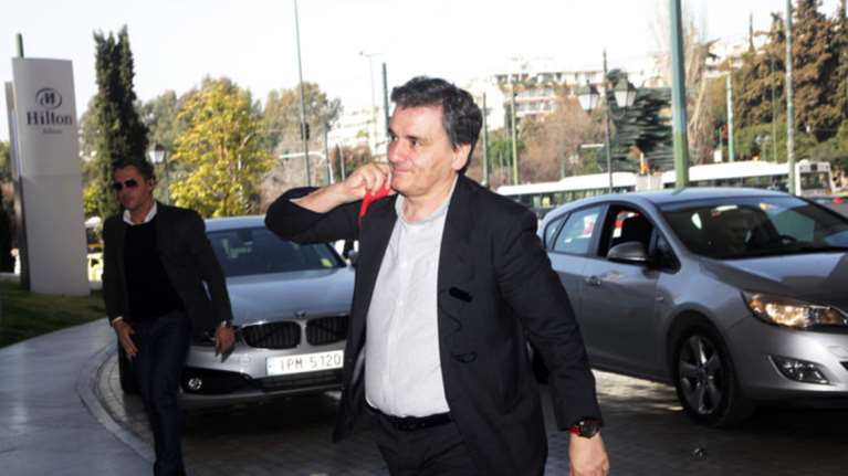 «Θερμό» επεισόδιο Τσακαλώτου - Θεσμών στο Hilton, το κρυφό sms