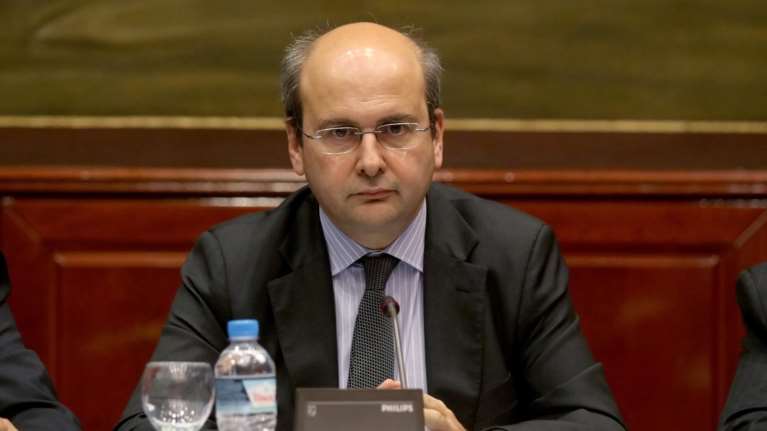 Χατζηδάκης: Μπορεί να ψηφίσουμε κάποια διαρθρωτικά μέτρα