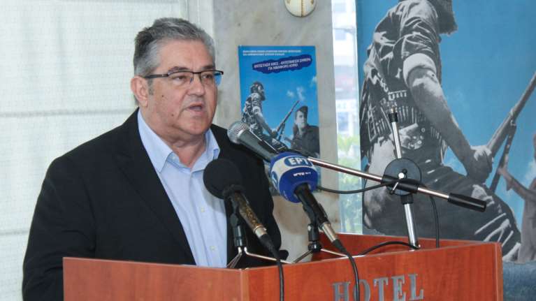 ΚΚΕ καλεί Καμμένο-Κοτζιά στη Βουλή για την ένταση στο Αιγαίο