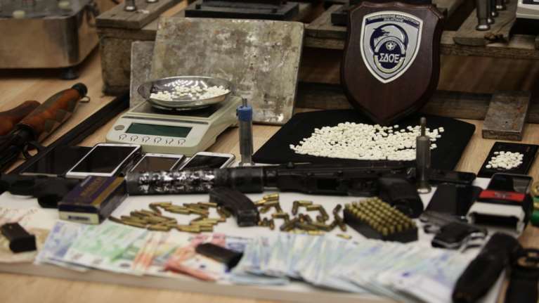 Πως «ξηλώθηκε» το κύκλωμα με τα «χάπια των τζιχαντιστών»  στη Ν. Πέραμο