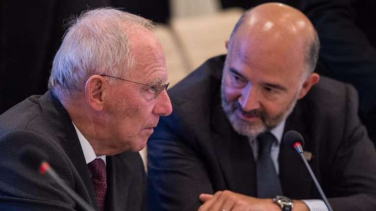 Διαφωνία Σόιμπλε-Moσκοβισί για Ελλάδα και τον ESM