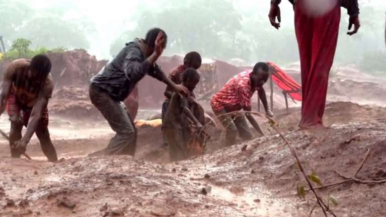 Τα ορυχεία των Smartphones δουλεύουν με 7χρονα παιδιά-σκλάβους