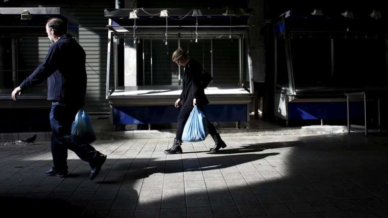 Ανεργία, ασφάλιση, ύφεση: Στο τέλμα όλοι οι δείκτες 