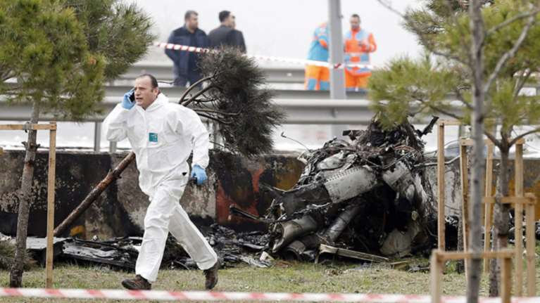 Πέντε νεκροί από τη συντριβή ελικοπτέρου στην Κωνσταντινούπολη