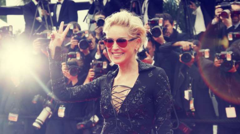 Η Σάρον Στόουν  γίνεται 58 και μιλά για τη σχέση της με το χρόνο