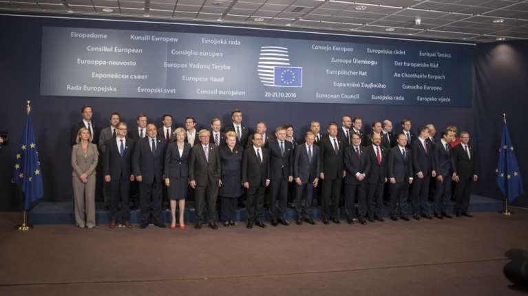 Καταργείται η "οικογενειακή φωτογραφία" των ηγετών της Ε.Ε.