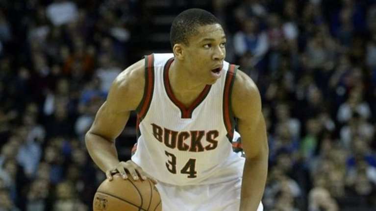 Νέο ρεσιτάλ από το Αντετοκούμπο – βίντεο