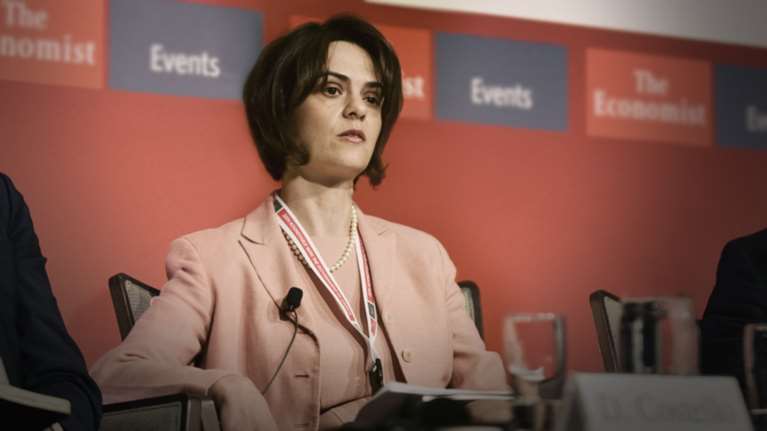 Χάνεται έως και ένας μισθός από τη μείωση του αφορολόγητου