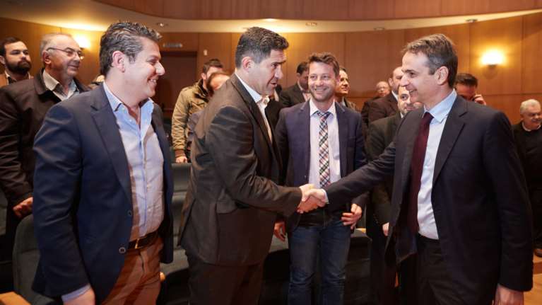 Κυριάκος Μητσοτάκης: Βρέχει λεφτά και εμείς κρατάμε ομπρέλα