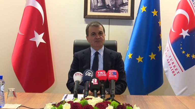 Αγκυρα: Θα επανεξετάσουμε τη συμφωνία με την ΕΕ για το προσφυγικό