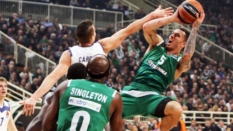 Ο Παναθηναϊκός υπέταξε την &quot;Βασίλισσα&quot; με 88-82