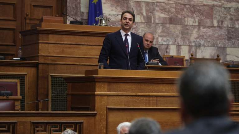 Στο πρόσωπο του Τσίπρα επικεντρώνει η ΝΔ τις επιθέσεις της