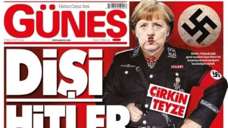 Προκλητικό τουρκικό πρωτοσέλιδο με τη Μέρκελ ως Χίτλερ