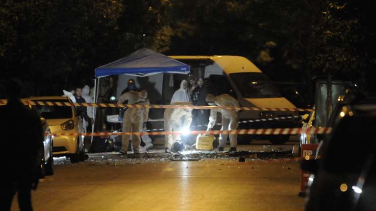 Tέσσερις άνδρες και τρεις γυναίκες στο μικροσκόπιο για τους «Πυρήνες»