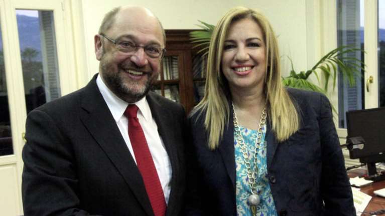 Το tweet της Φώφης για την ιστορική νίκη Σουλτς